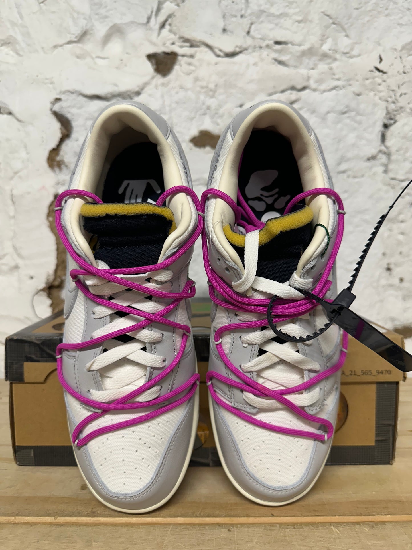 Nike Dunk Low Off White Lot 30 Sz 10 DS