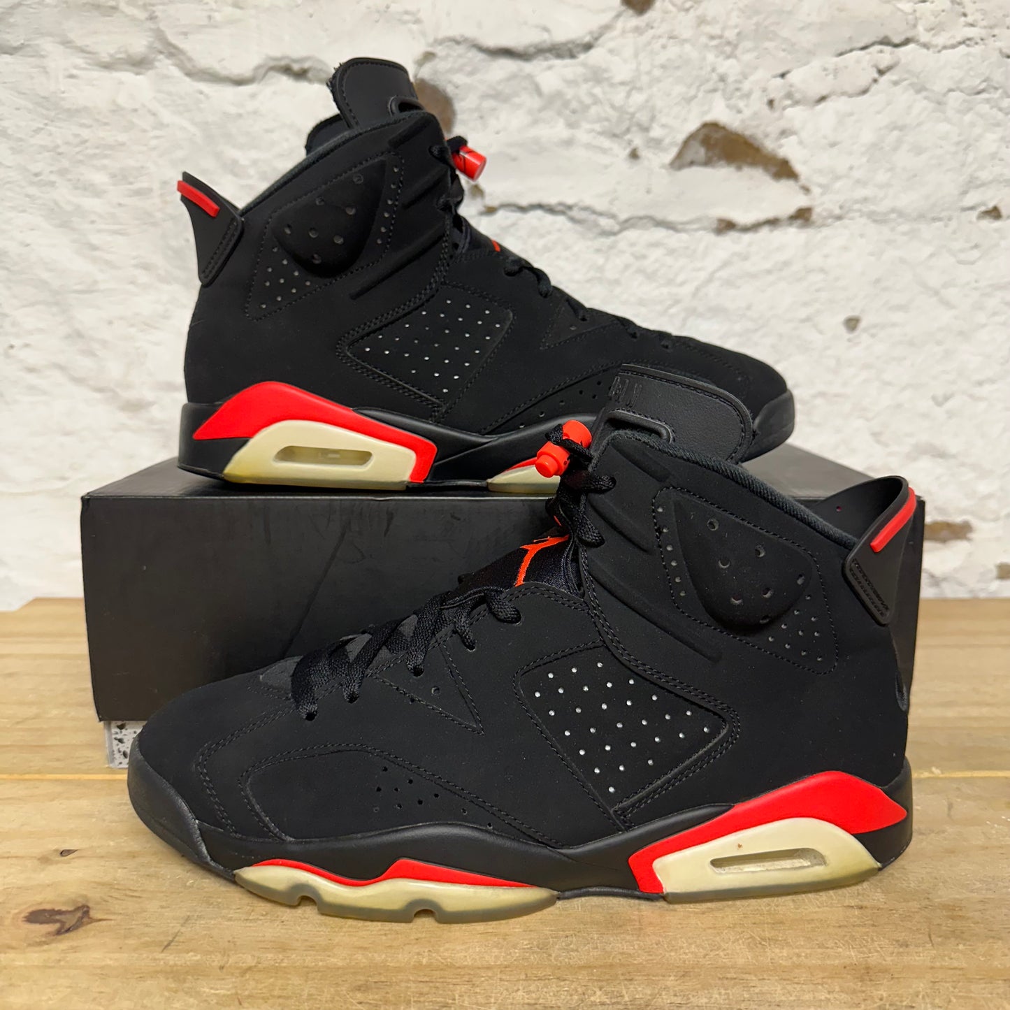 Air Jordan 6 Infrared (2019) Sz 11
