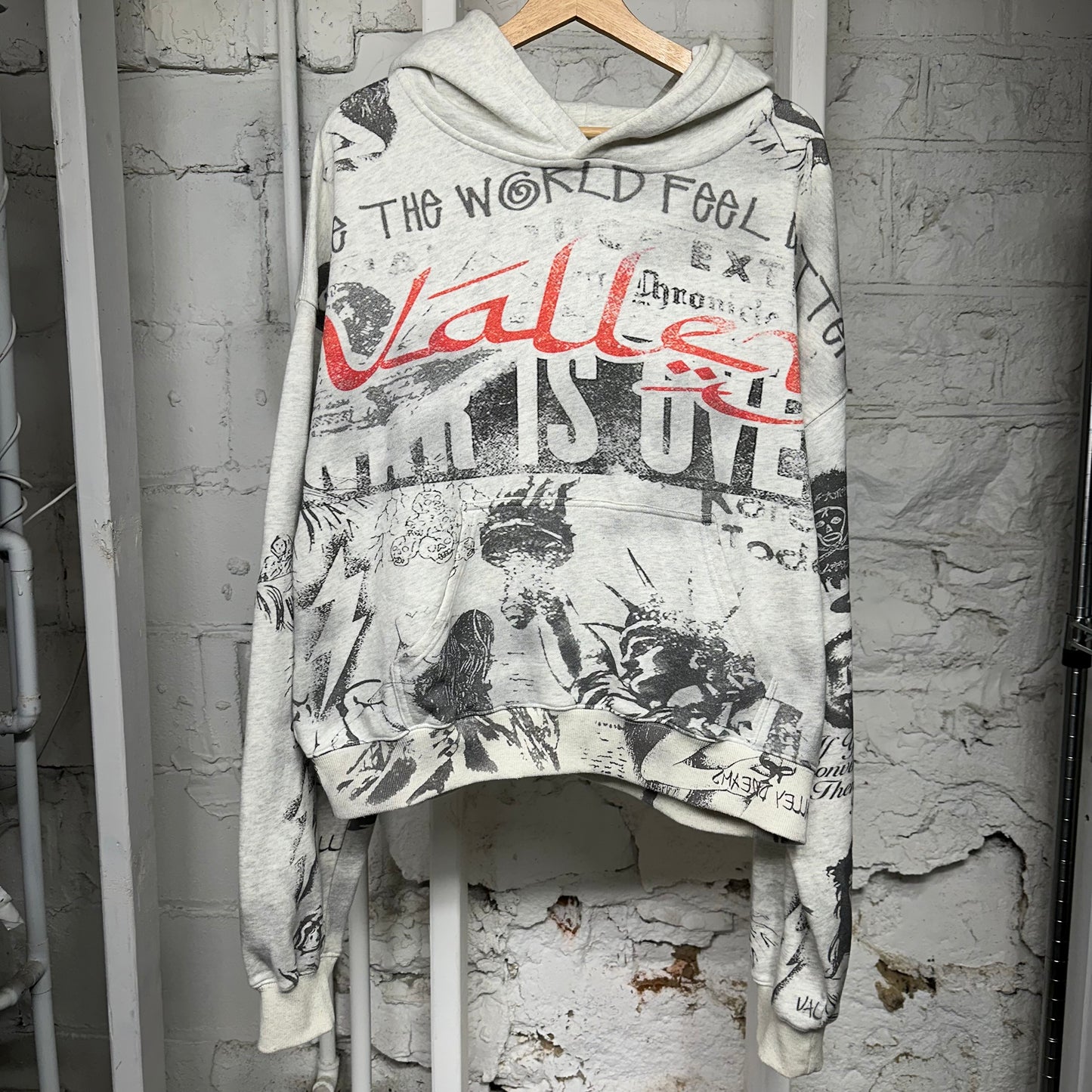 Vale Forever Mural Grey Hoodie Sz M