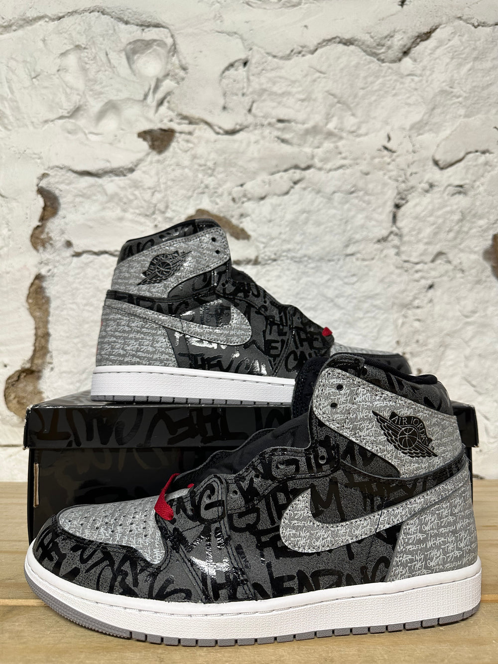 Air Jordan 1 High Rebellionaire Sz 10 DS