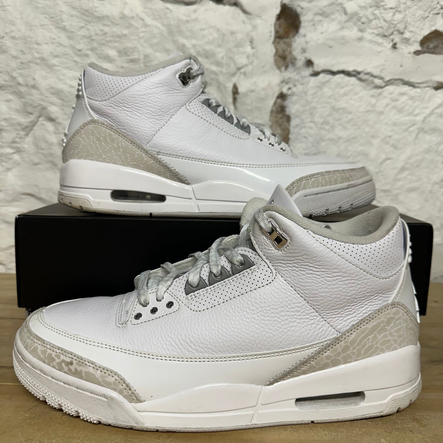 Air Jordan 3 Pure Money Sz 10