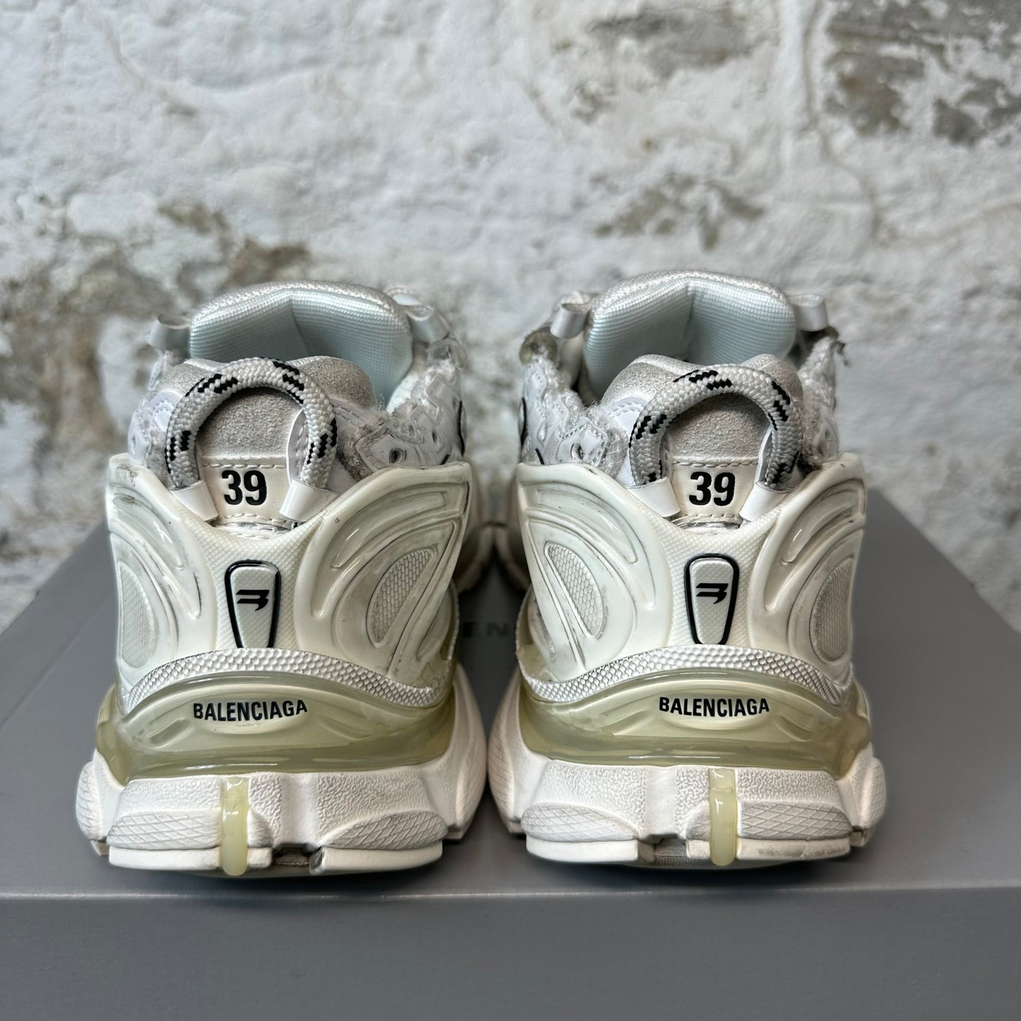 Balenciaga Runner Triple White Sneaker Sz 6.5 (39)