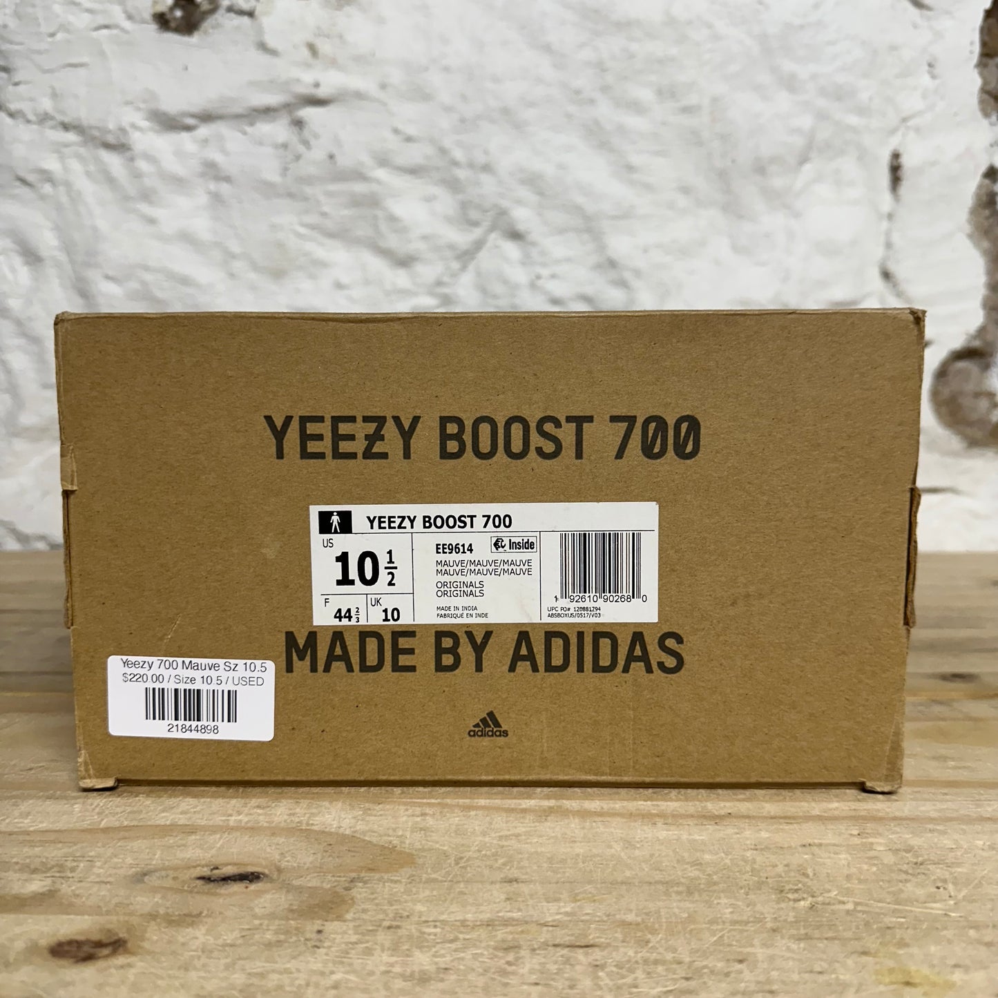 Yeezy 700 Mauve Sz 10.5