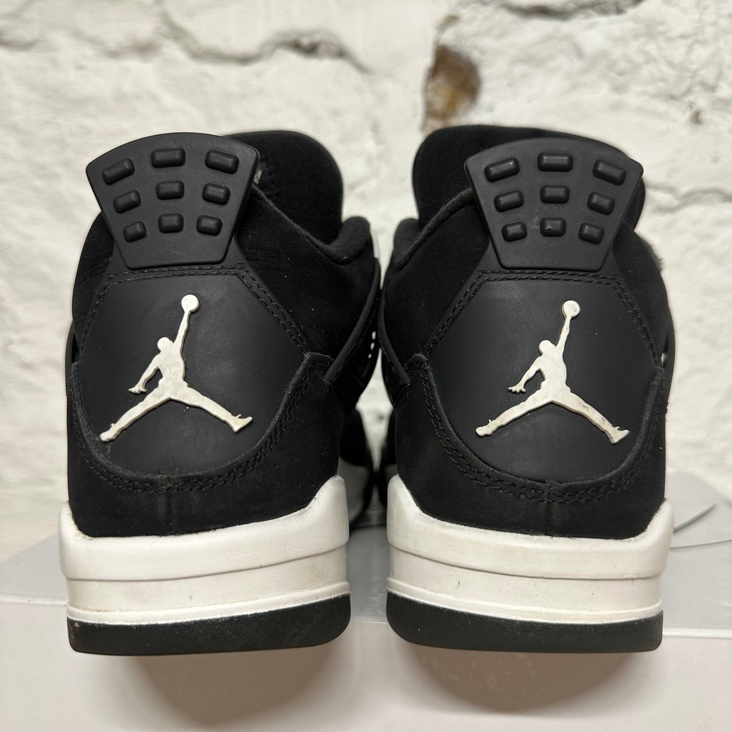 Air Jordan 4 White Thunder Sz 6.5Y