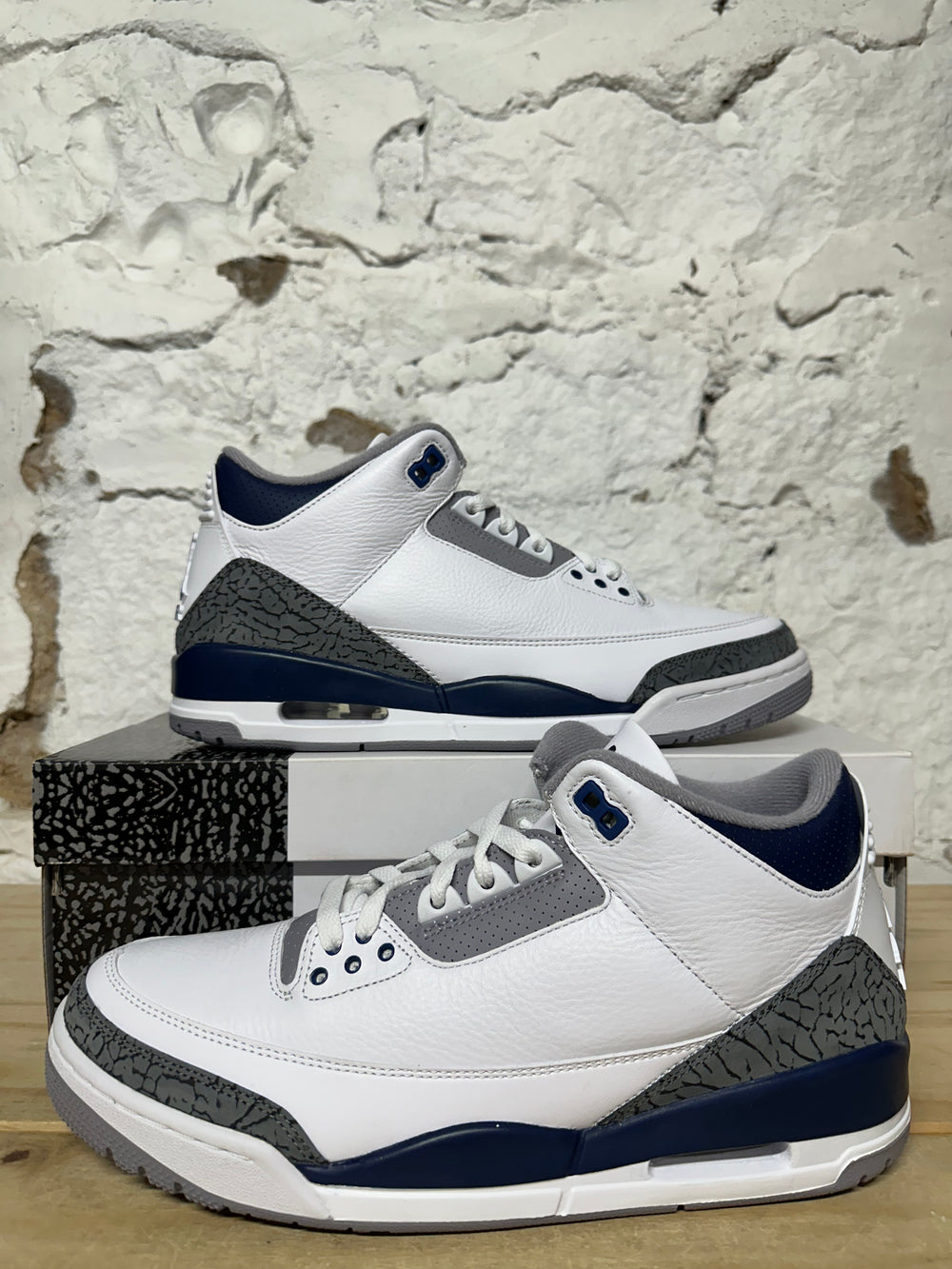 Air Jordan 3 Midnight Navy Sz 10.5 DS