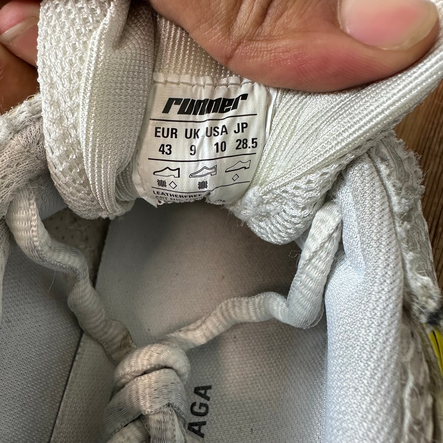 Balenciaga Runner 2 Yellow White Black Sneaker Sz 10 (43)