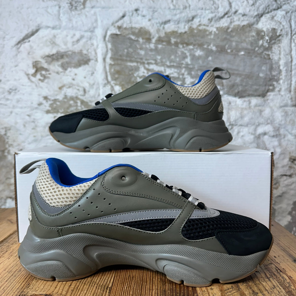 Dior B22 Blue Green Black Sneaker Sz 7 (40)