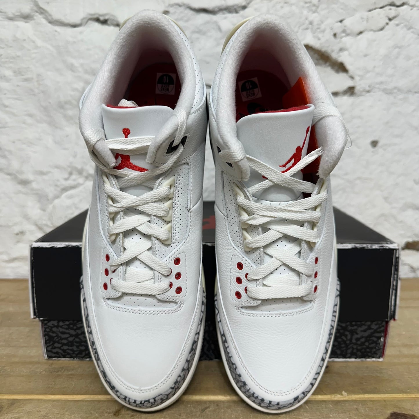 Air Jordan 3 White Cement Reimagined Sz 10 DS