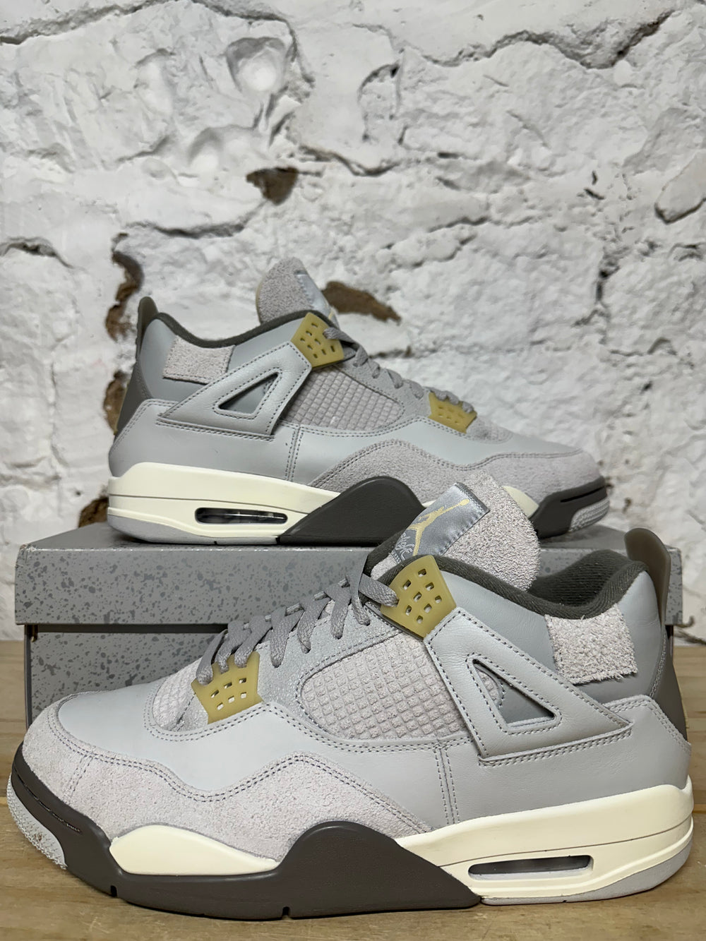 Air Jordan 4 Craft Photon Dust Sz 13