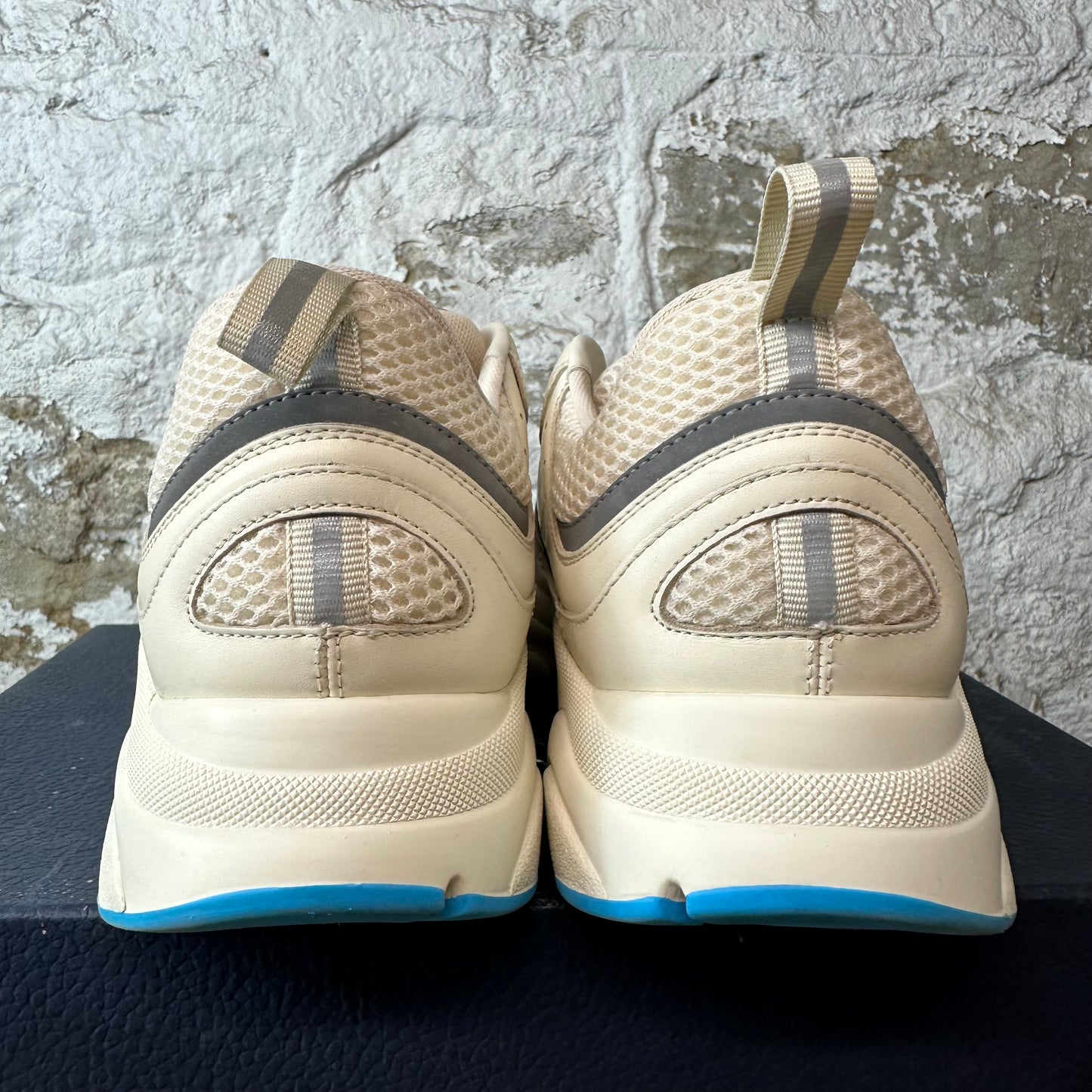 Dior B22 Grey Cream Blue Sneaker Sz 9 (42)
