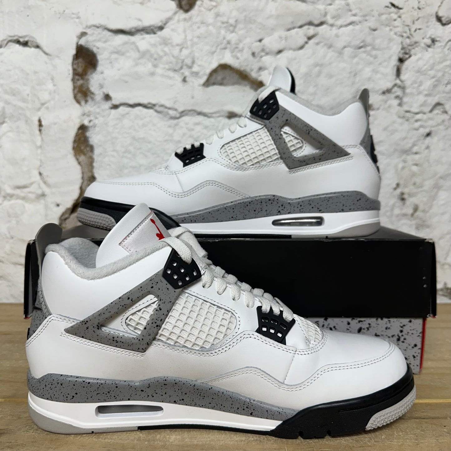 Air Jordan 4 White Cement (2025) Sz 9.5