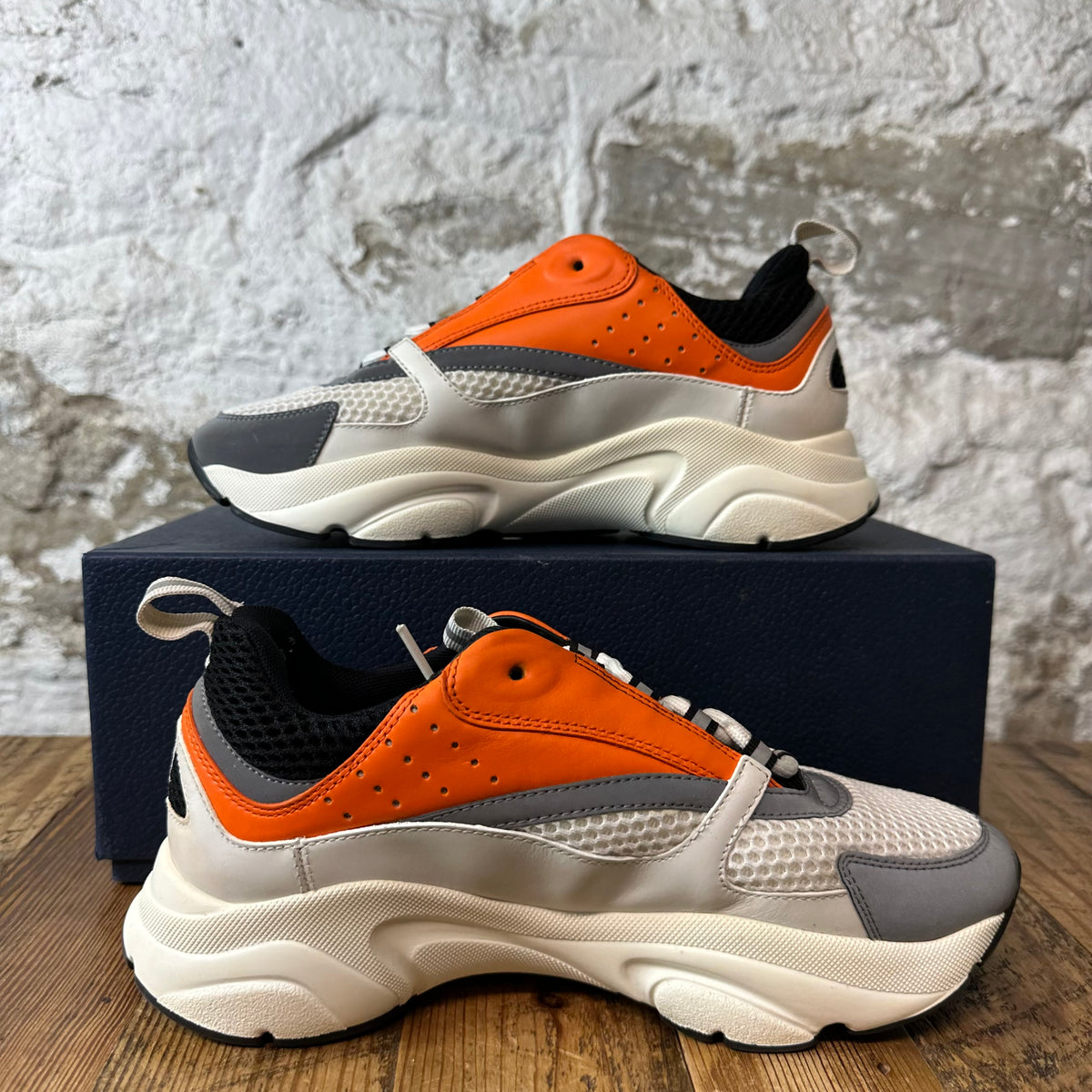 Dior B22 Orange White Black Sneaker Sz 8 (41)