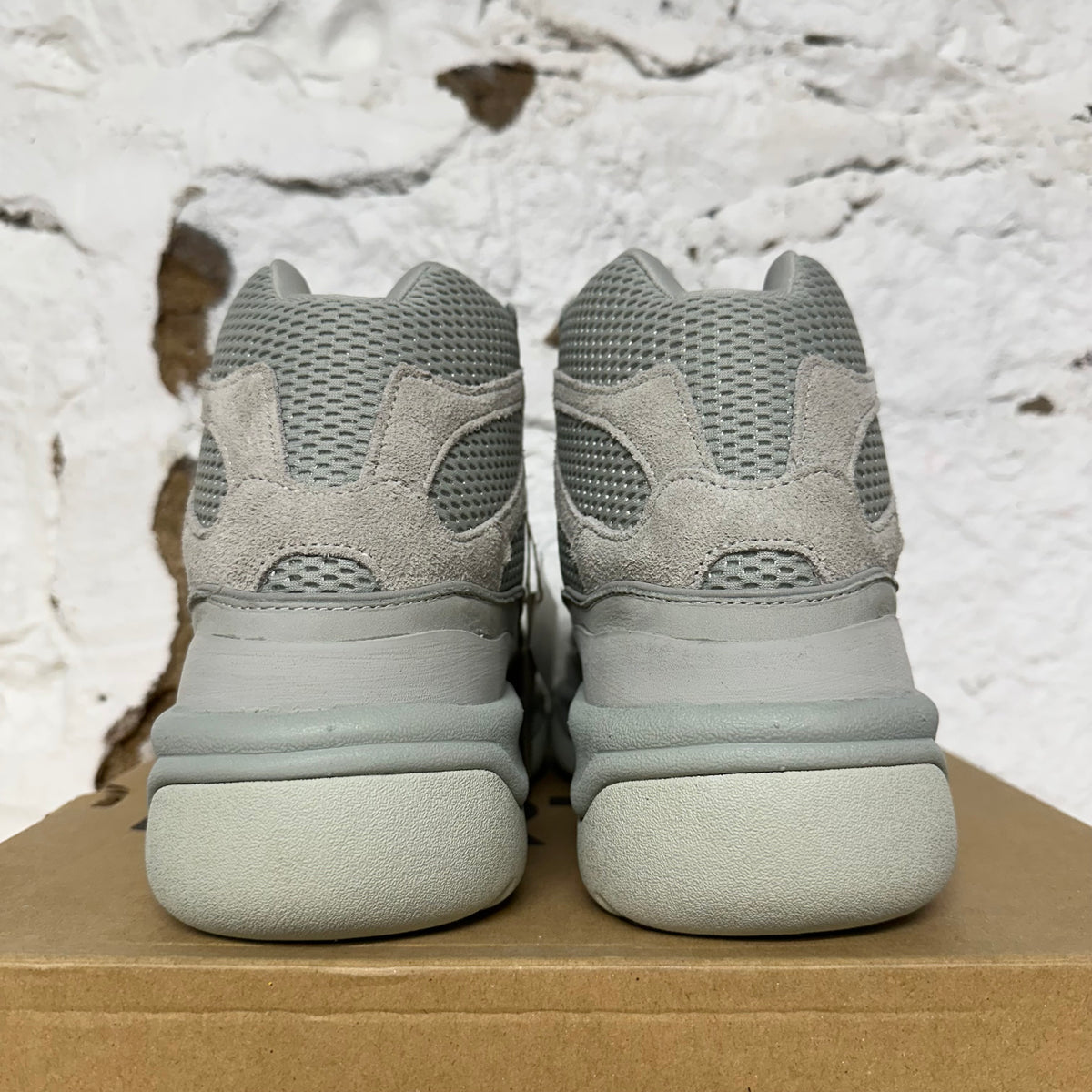 Yeezy Desert Boot Salt Sz 9 DS