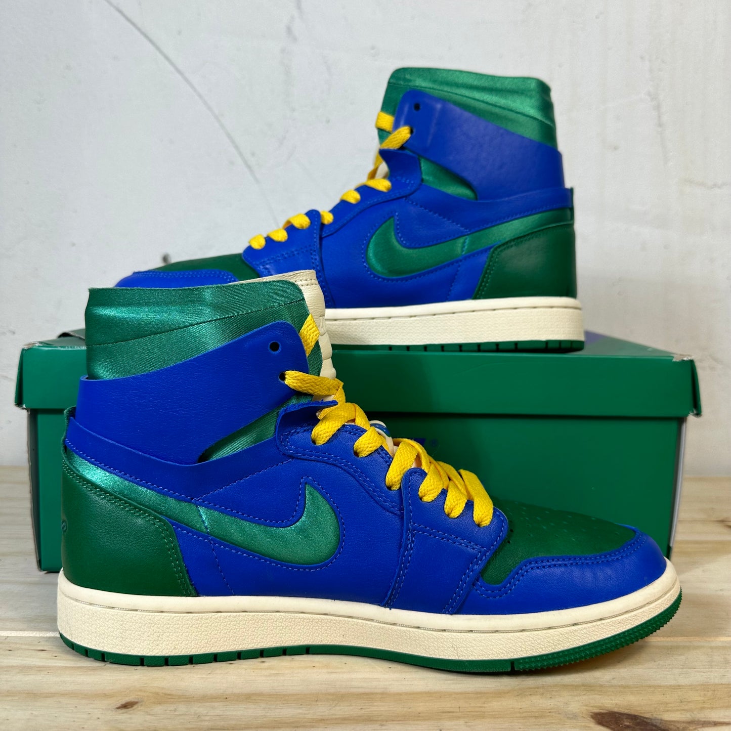 Air Jordan 1 High Zoom Air CMFT AMC Sz 7 (8.5W)