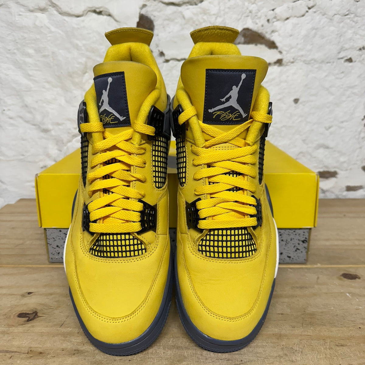 Air Jordan 4 Lightning (2021) Sz 13