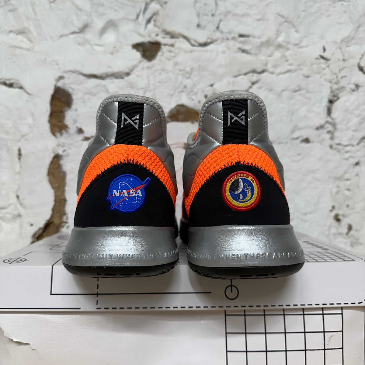 Nike PG 3 NASA Sz 14