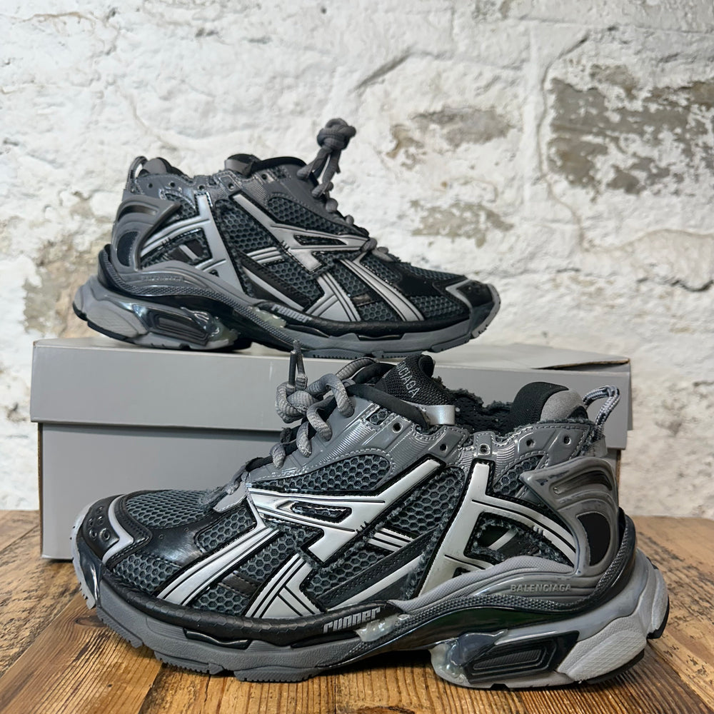 Balenciaga Runner Grey Black Sneaker Sz 9 (42)