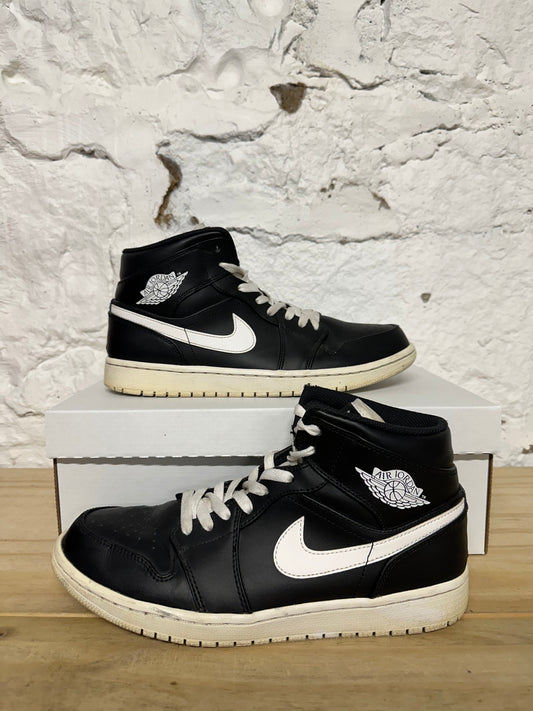 Air Jordan 1 Mid Black White Sz 10