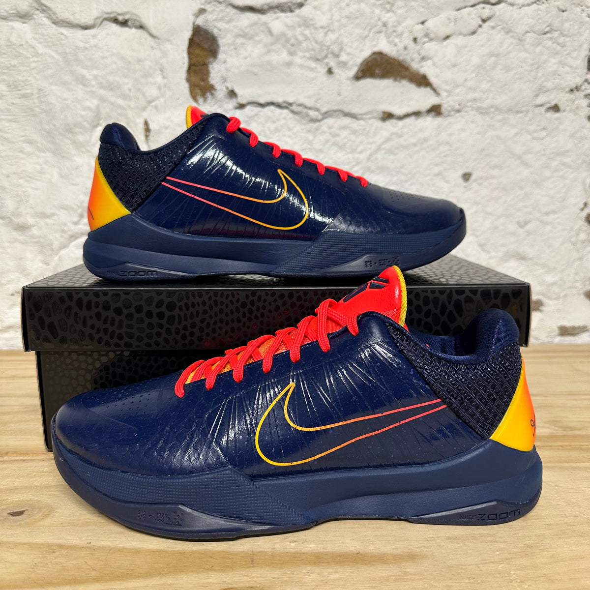 Nike Kobe 5 Protro Caitlin Clark Indiana Fever Sz 9.5 DS
