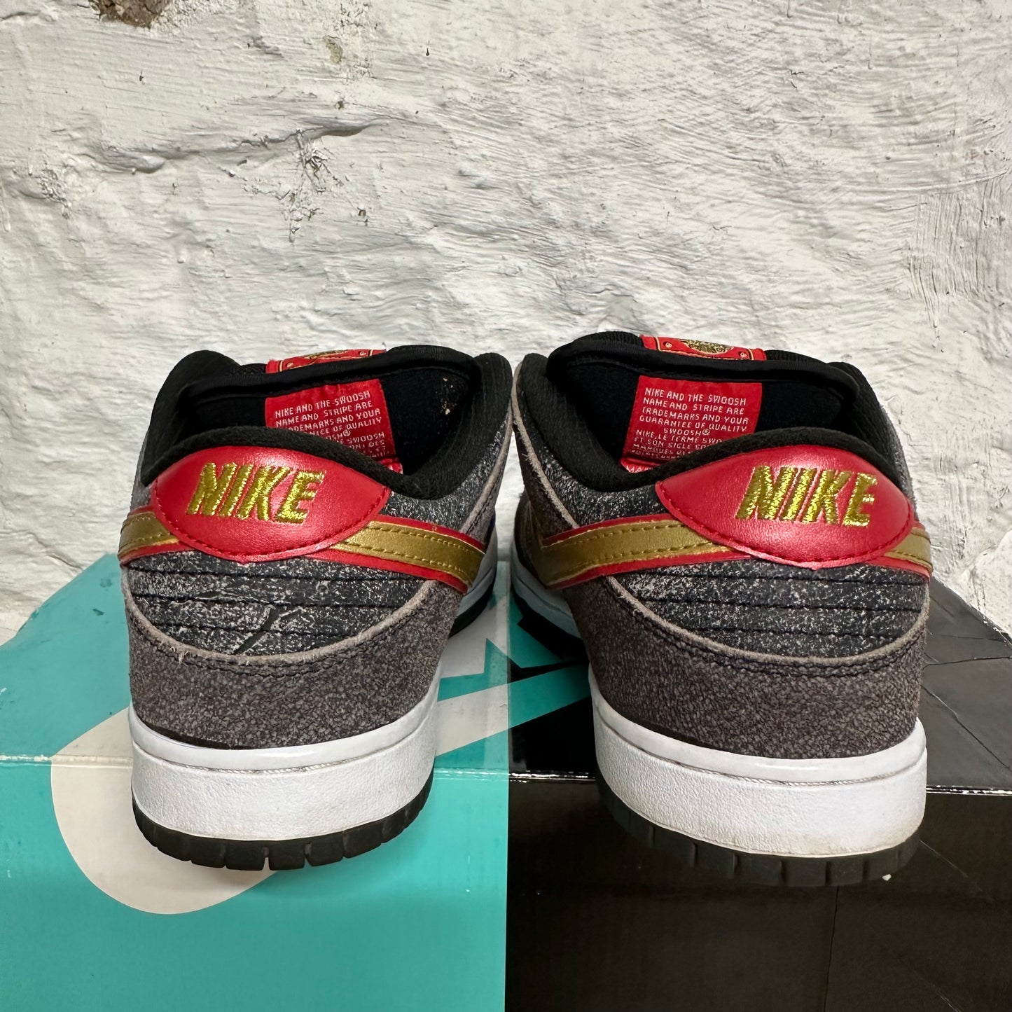 Nike Dunk Low Beijing Metallic Gold Sz 6