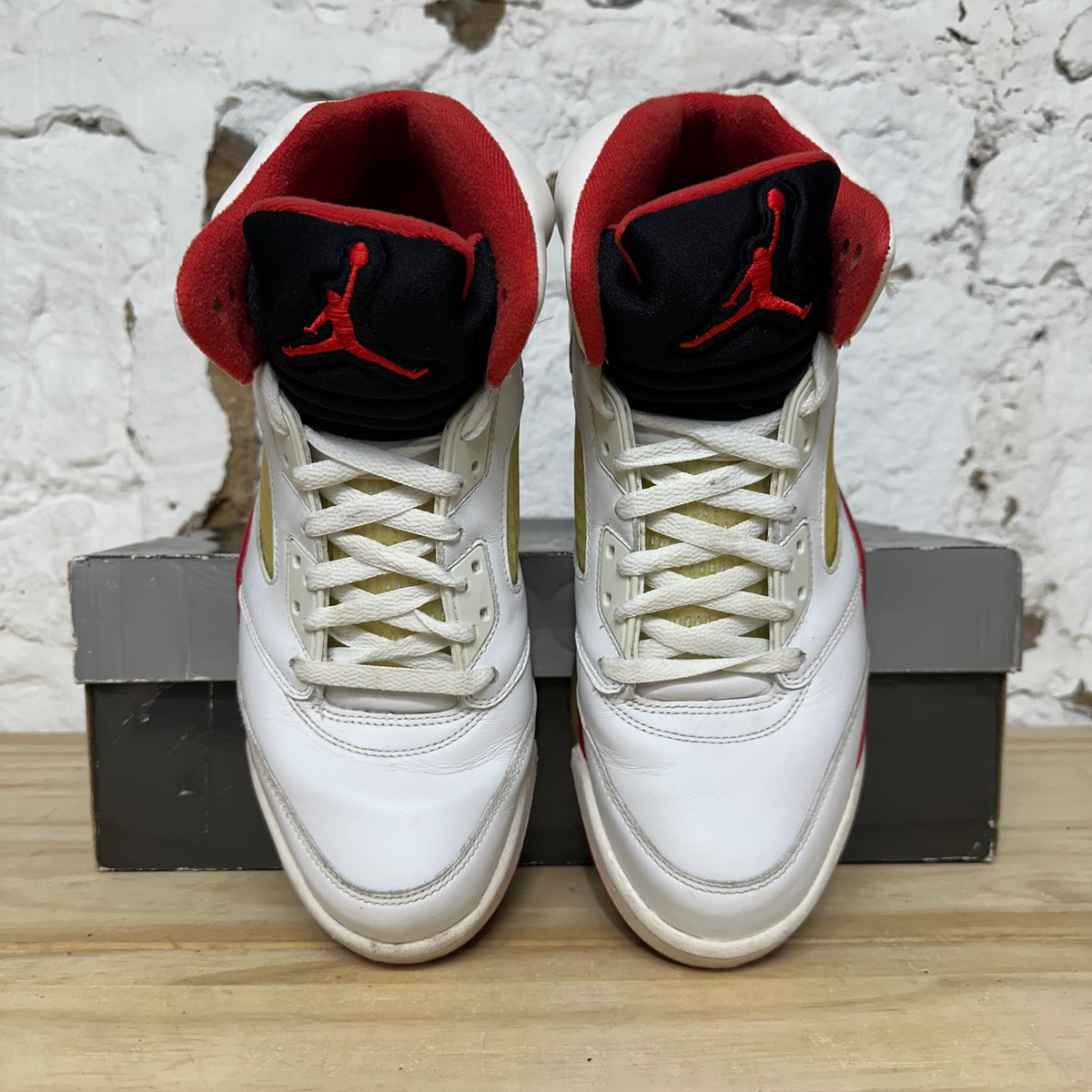 Air Jordan 5 Fire Red (2006) Sz 10