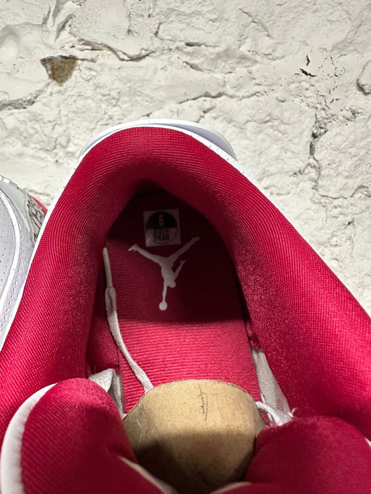 Air Jordan 3 Cardinal Sz 9