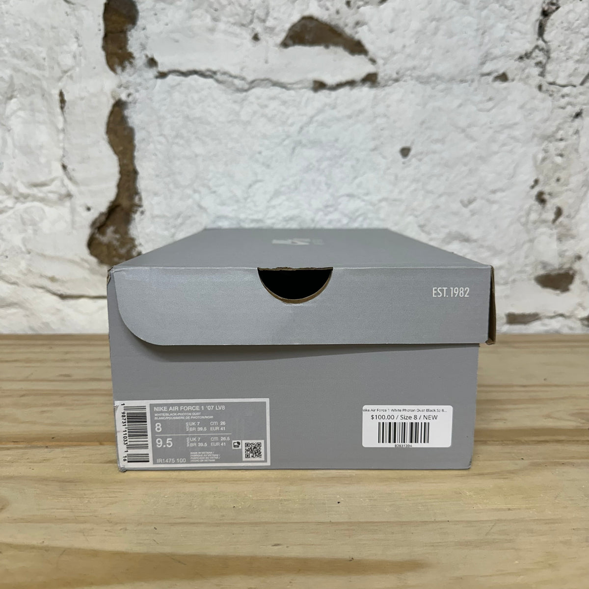 Nike Air Force 1 White Photon Dust Black Sz 8 DS
