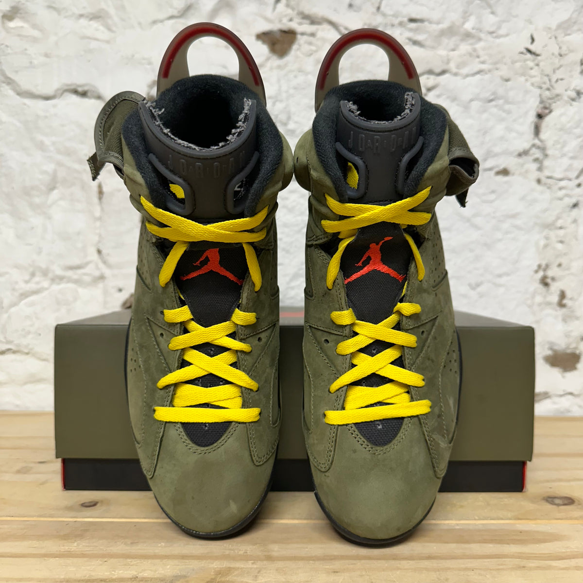 Air Jordan 6 Travis Scott Olive Sz 9
