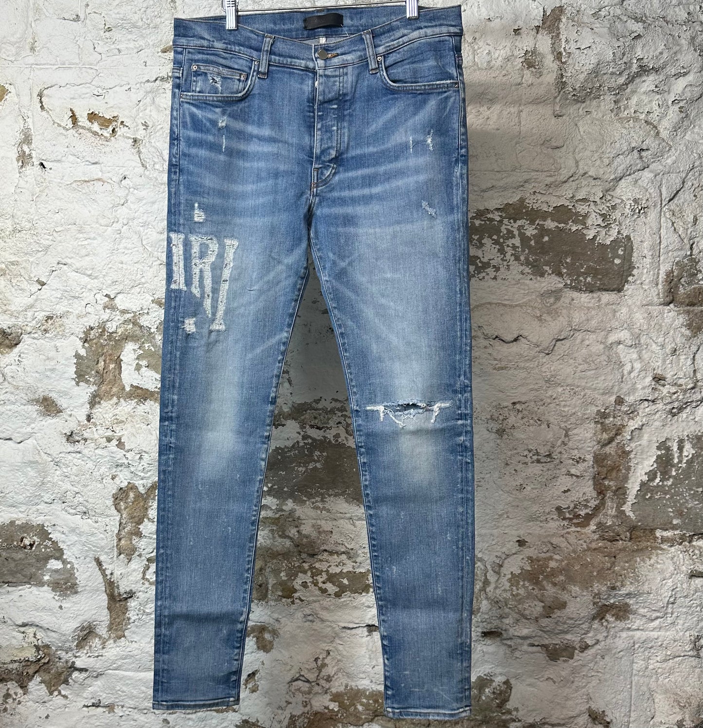 Amiri Knee Rip Distress Side Spell Blue Denim Jeans Sz 34