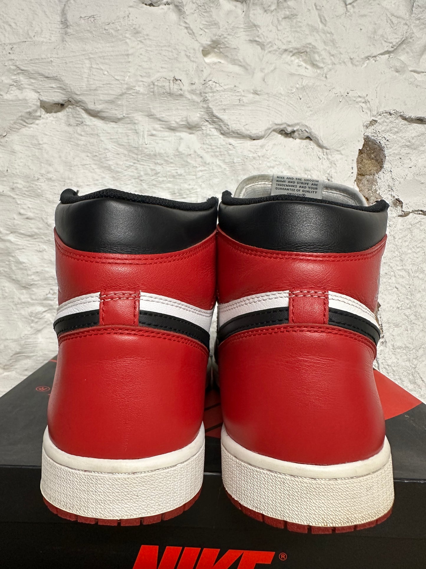 Air Jordan 1 High Black Toe (2016) Sz 11