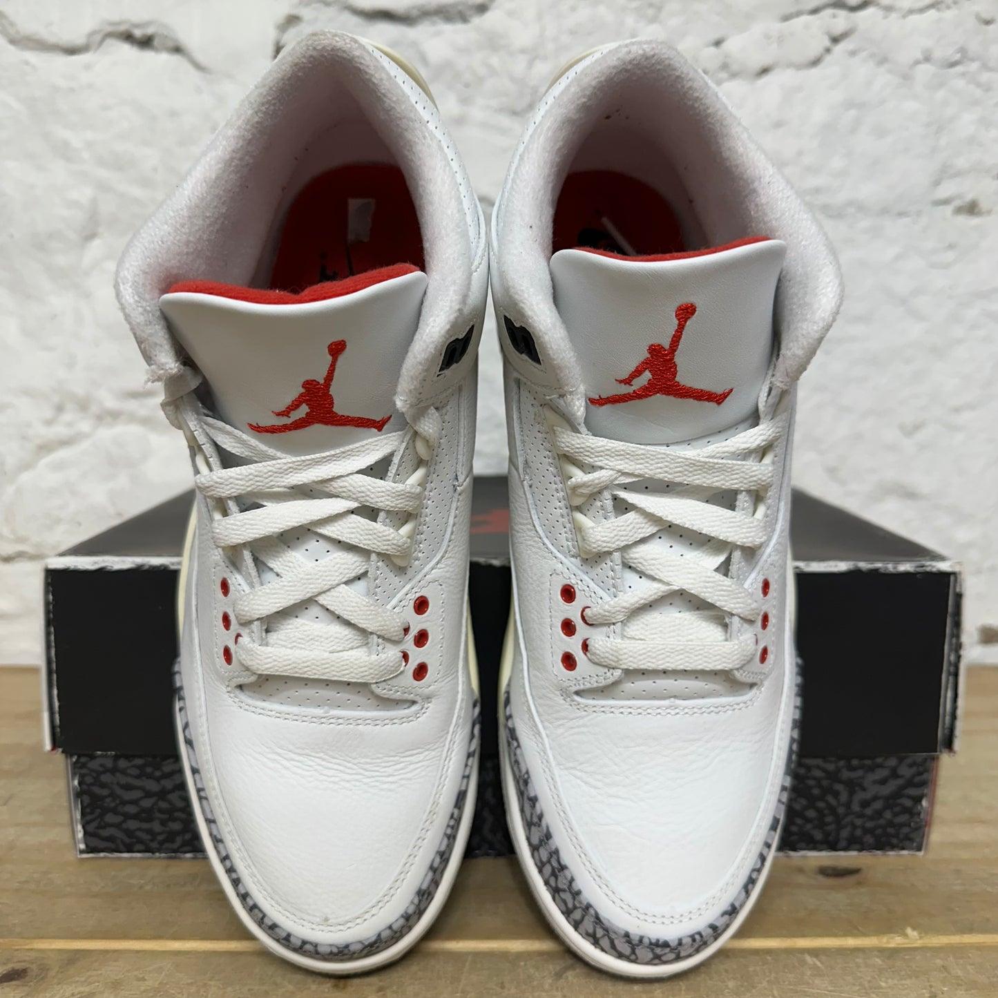Air Jordan 3 White Cement Reimagined Sz 8