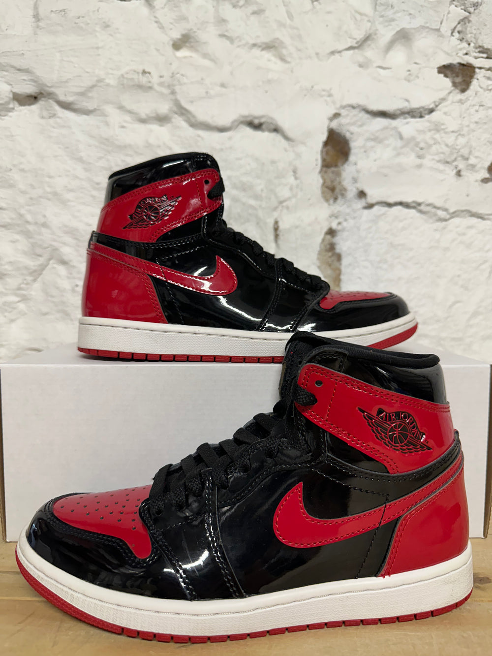Air Jordan 1 High Patent Bred Sz 7.5