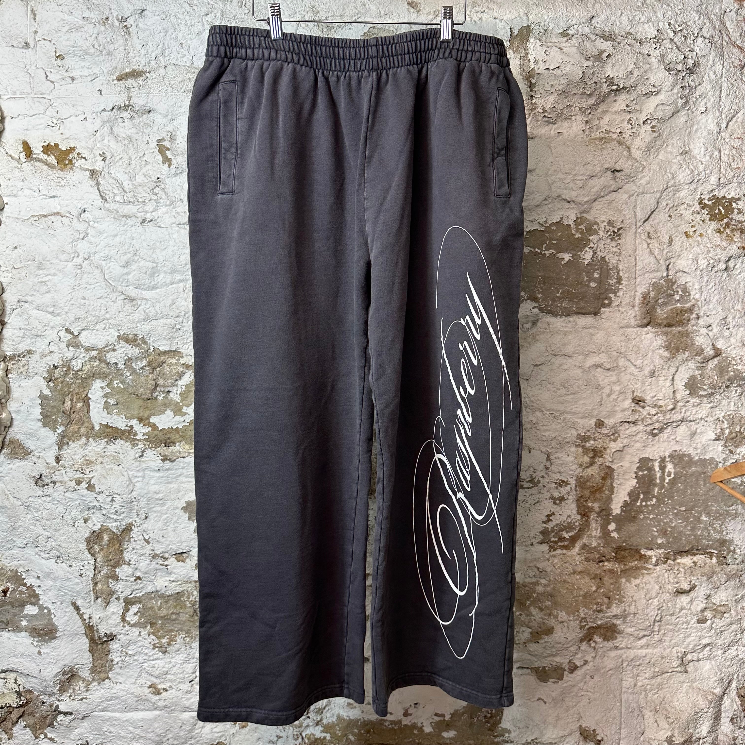 GV Gallery Aged Black Script Sweatpants Sz L