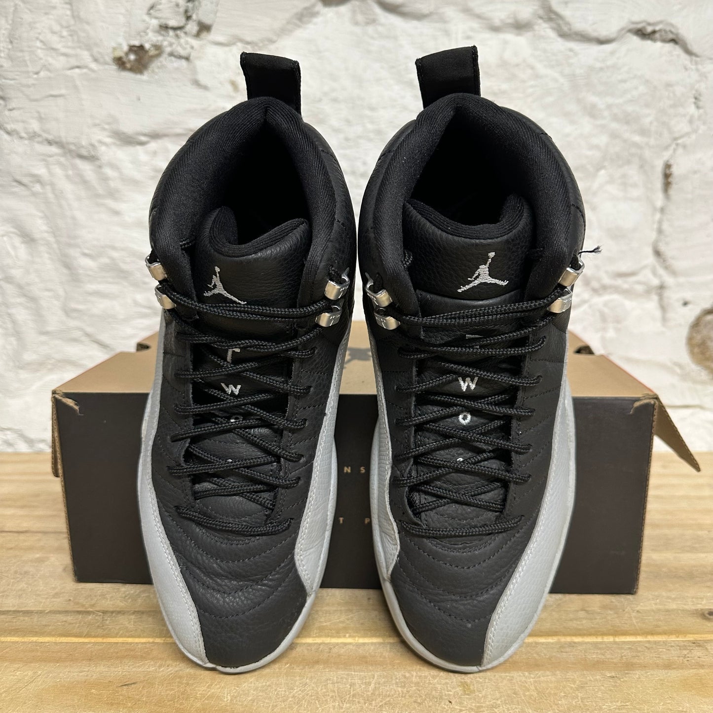 Air Jordan 12 Barons Sz 9