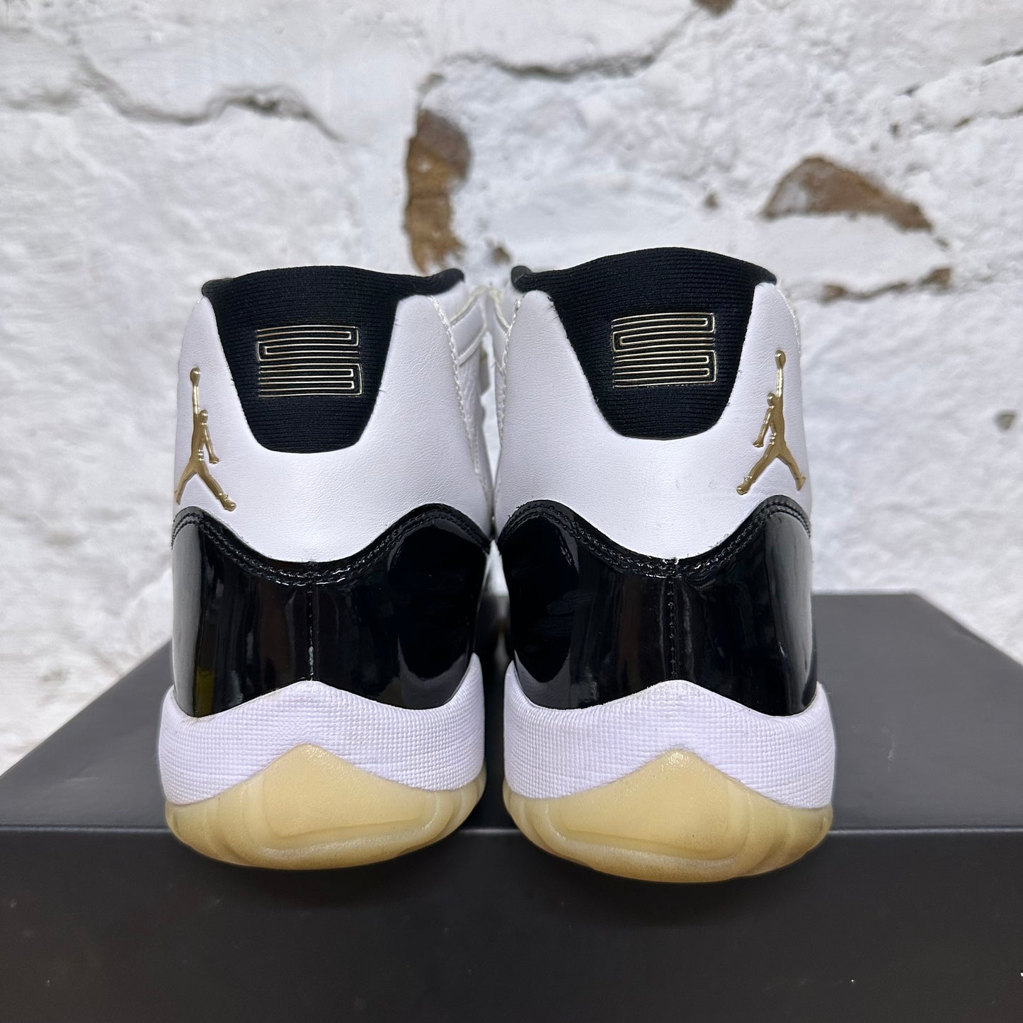 Air Jordan 11 High DMP Gratitude Sz 9.5