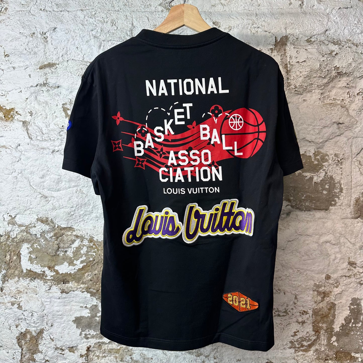 Louis Vuitton NBA Logos Black T-Shirt Sz M