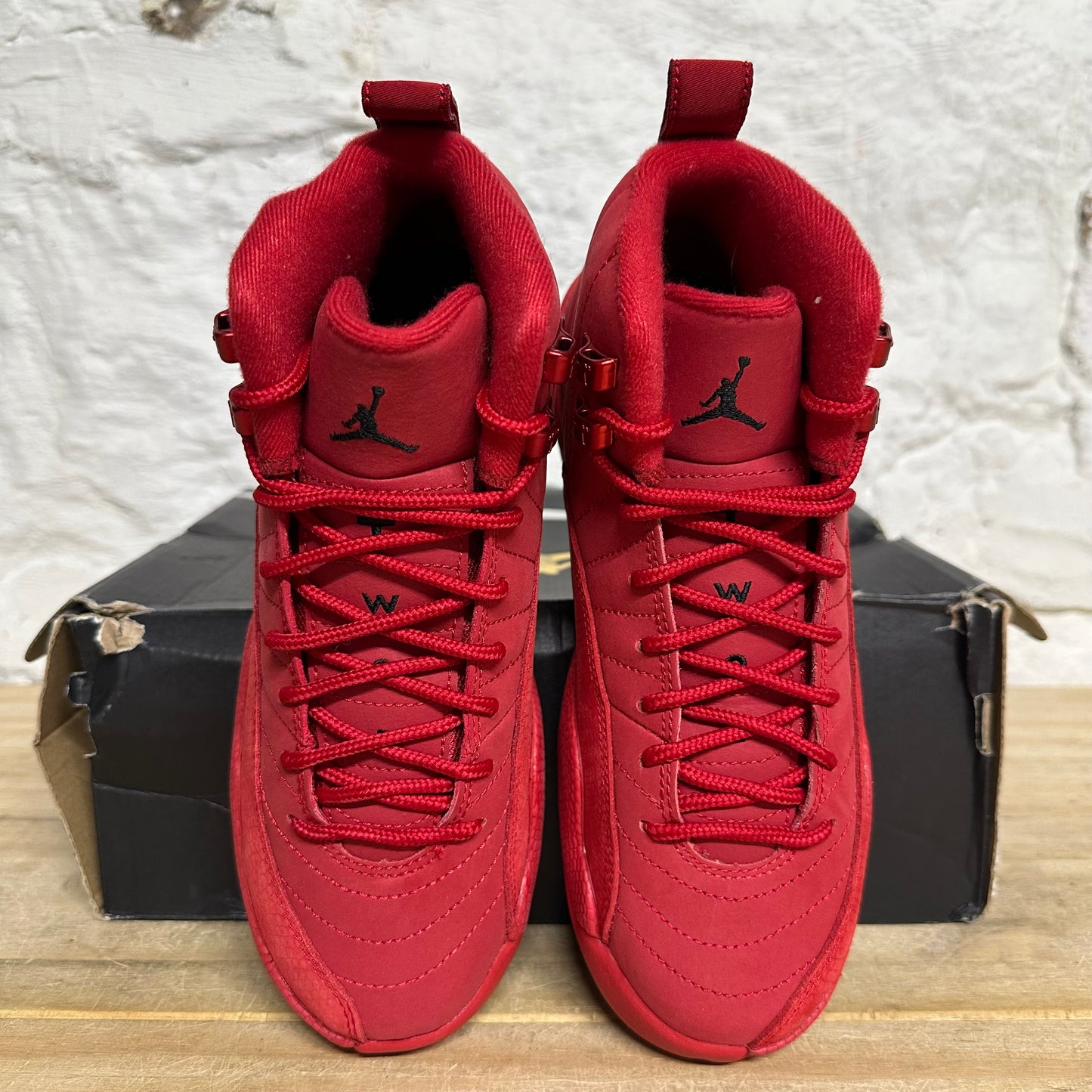 Air Jordan 12 Gym Red (2018) Sz 4.5Y DS