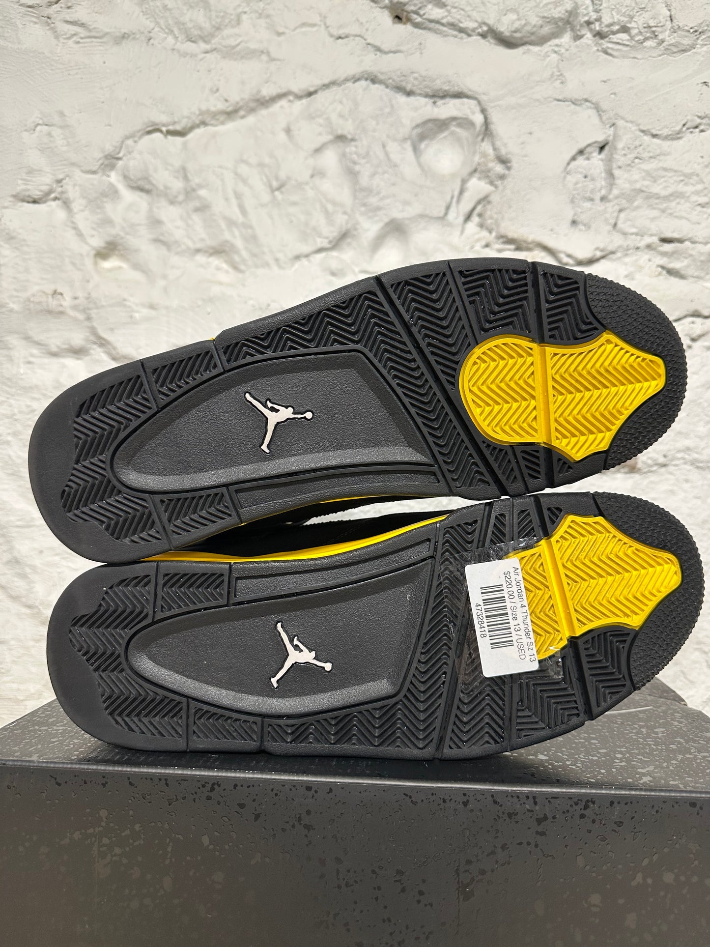 Air Jordan 4 Thunder Sz 13