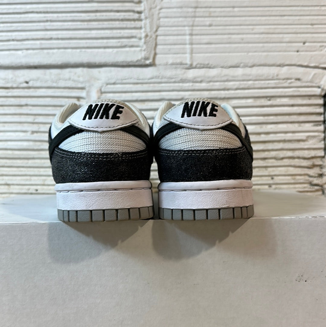 Nike Dunk Low Golden Gals Metallic Silver Sz 5.5(7W)