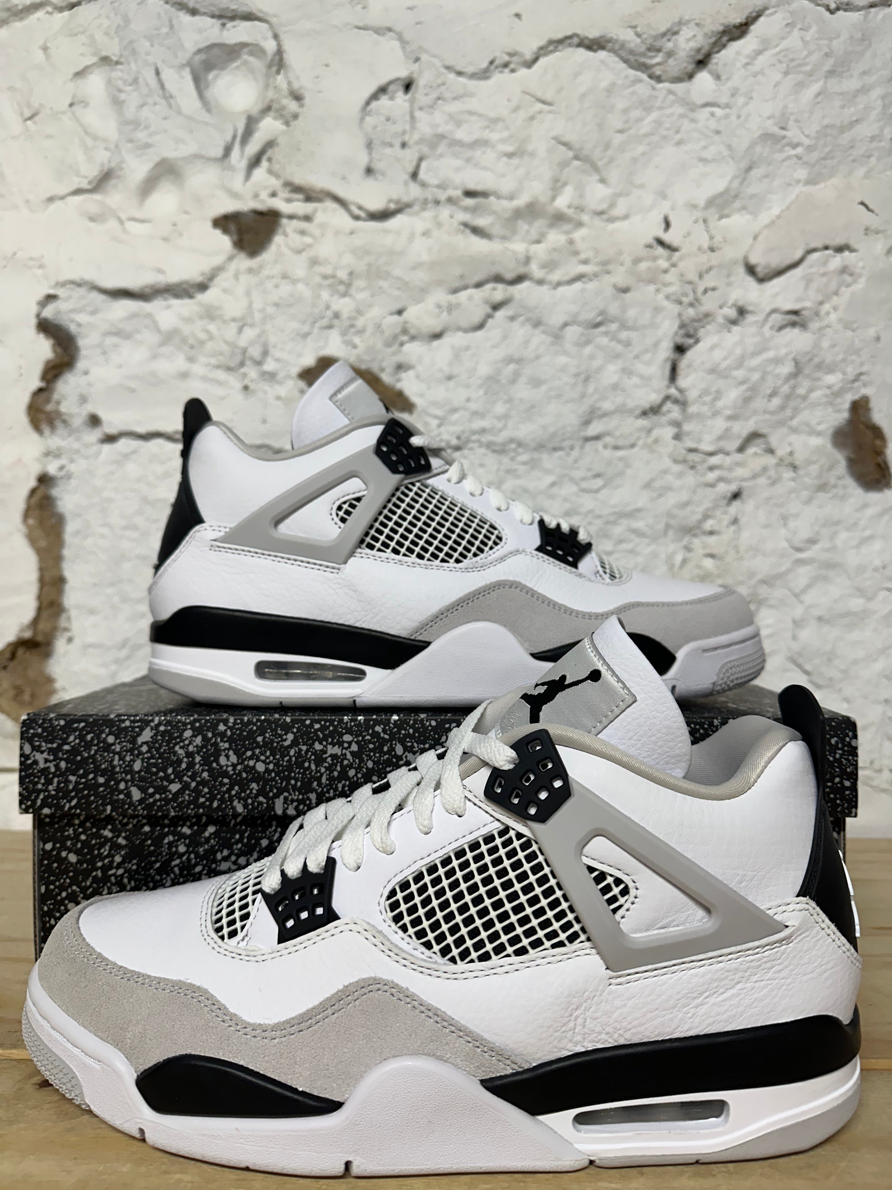 Air Jordan 4 Military Black Sz 11 DS