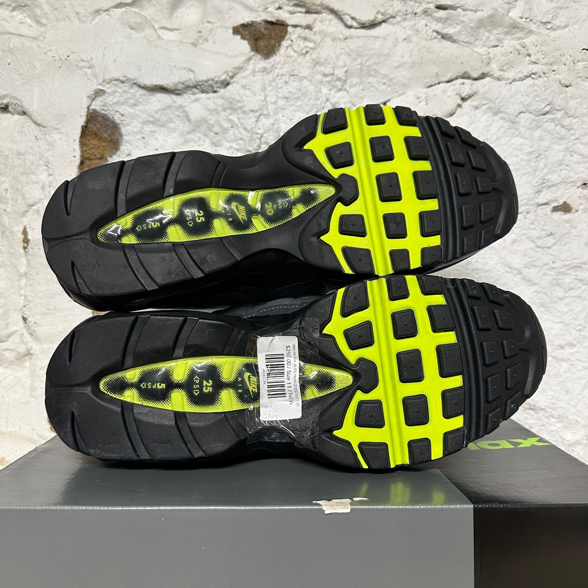 Nike Air Max 95 OG Neon (2020) Sz 11 DS