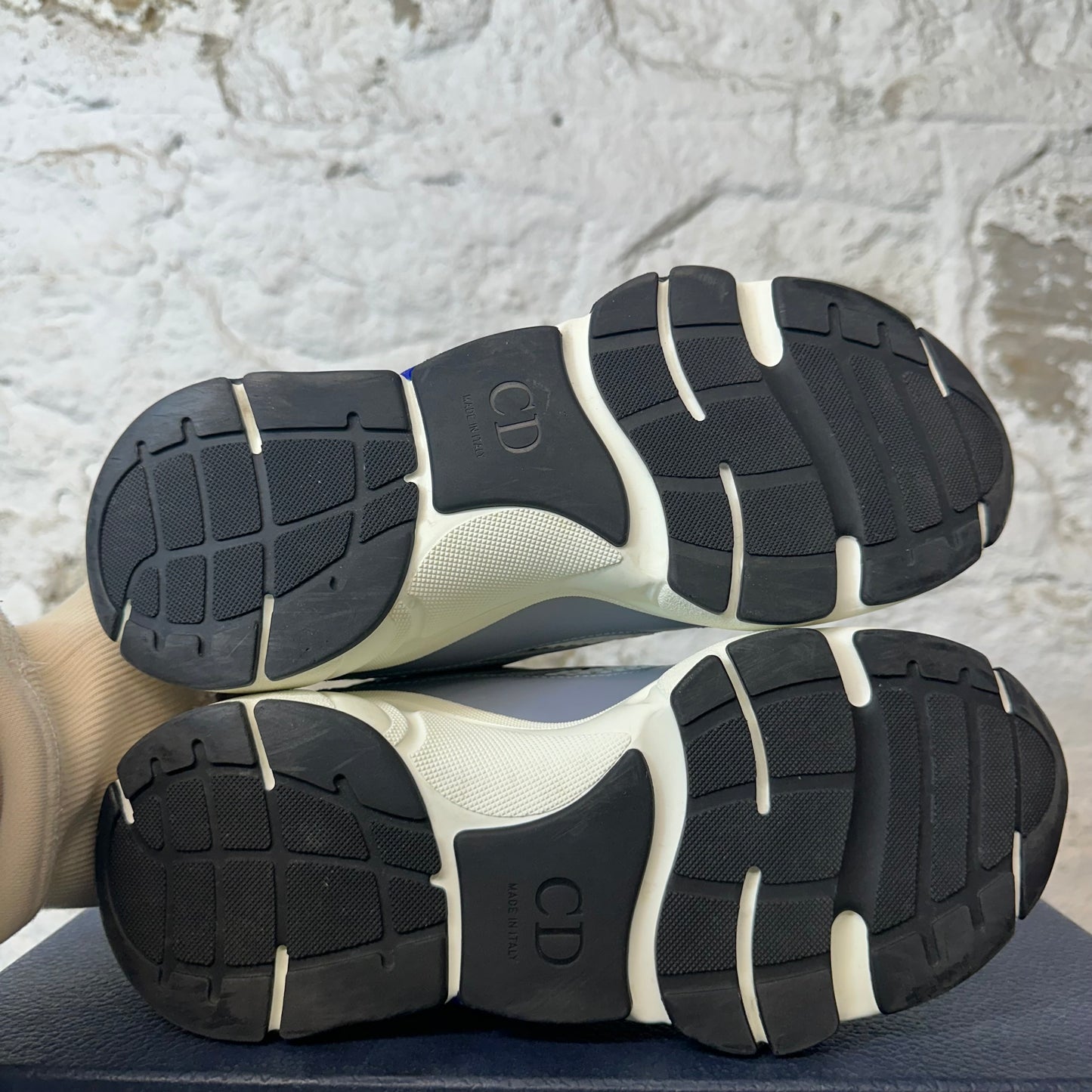 Dior B22 Grey White Blue Sneaker Sz 6 (38)