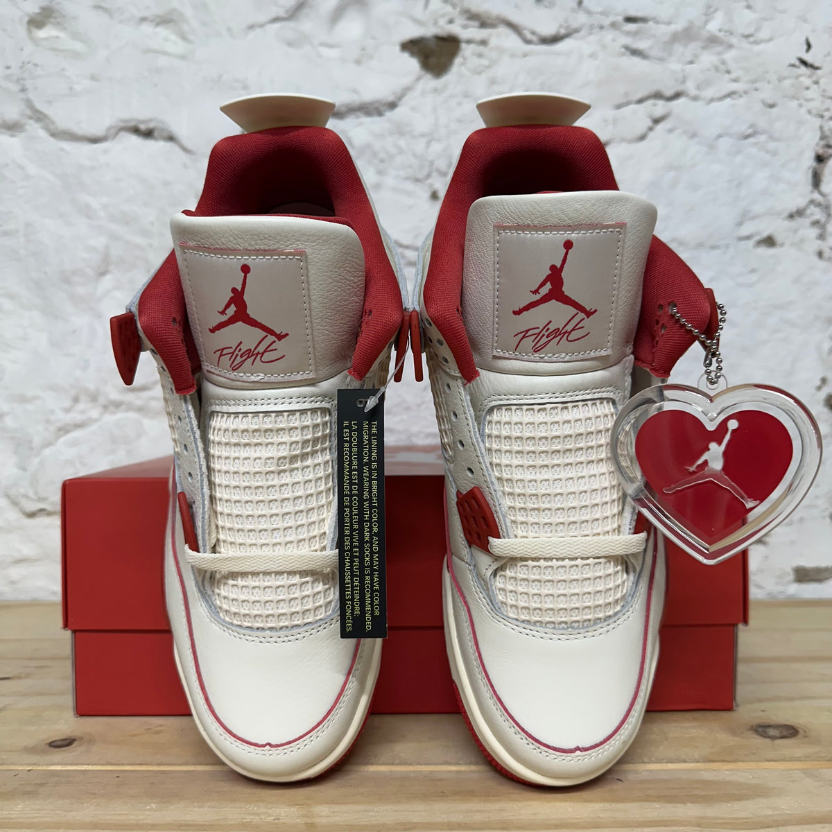 Air Jordan 4 Valentines Day Sierra Red Sz 7 (8.5W) DS