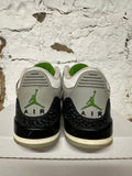Air Jordan 3 Chlorophyll Sz 8.5