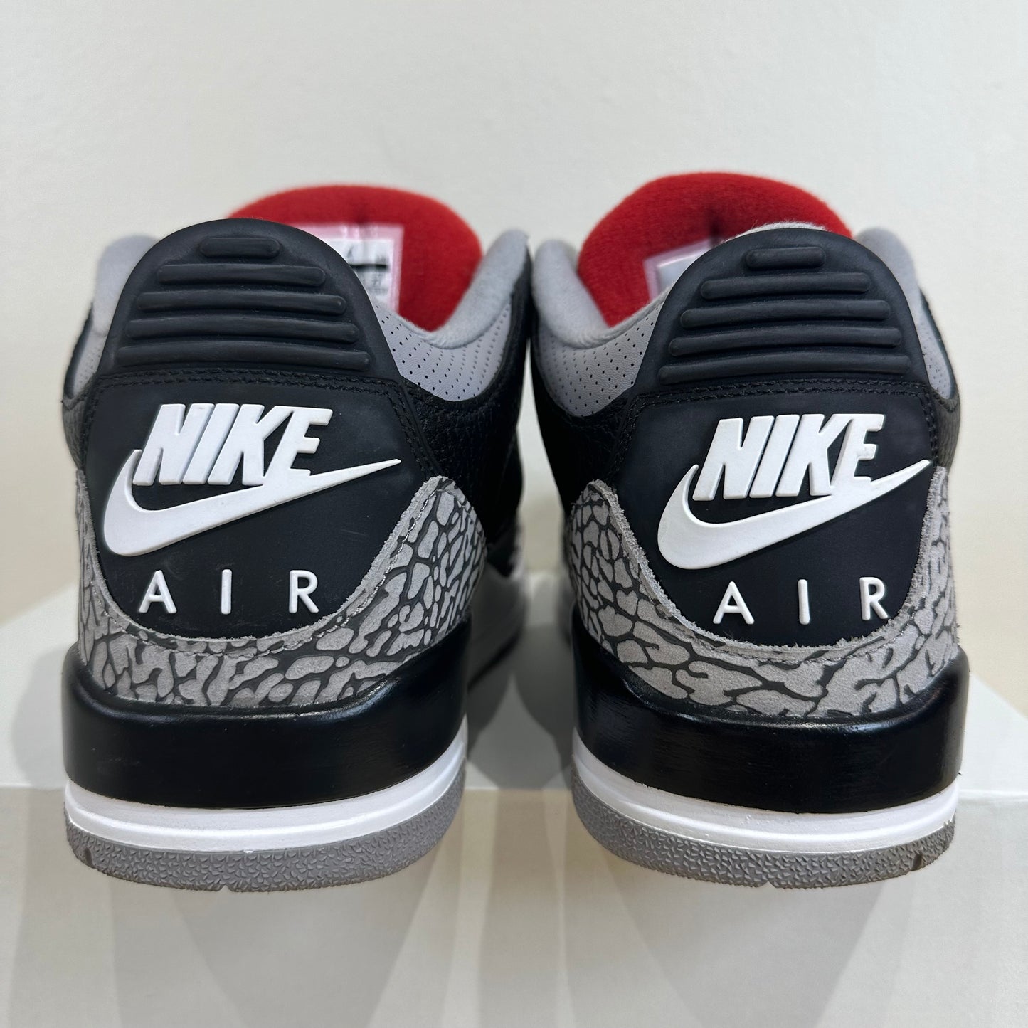 Air Jordan 3 Retro Black Cement Sz 9