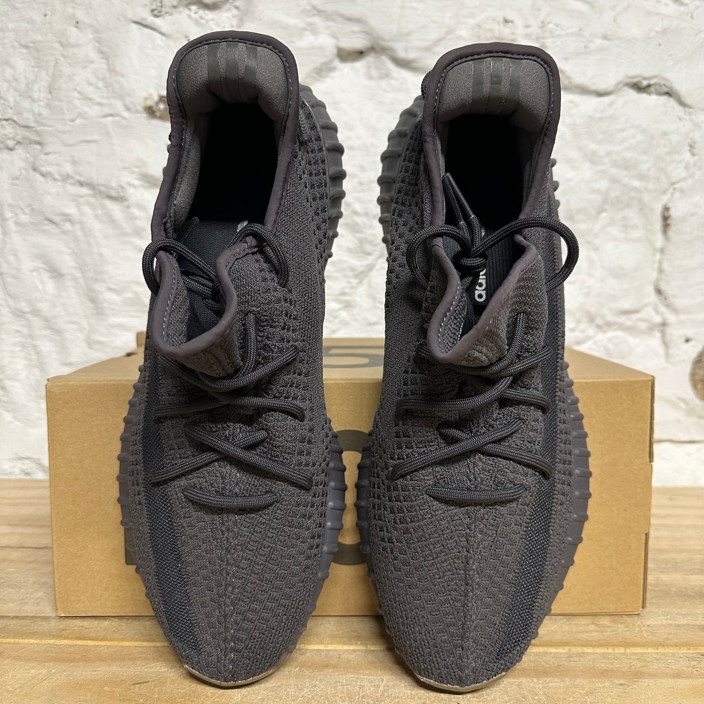 Yeezy 350 V2 Cinder Sz 13