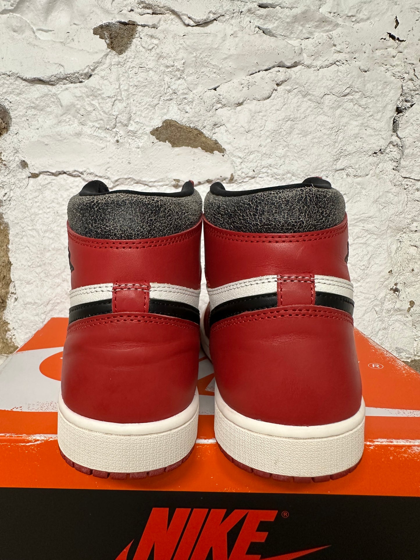 Air Jordan 1 Lost And Found Sz 9.5
