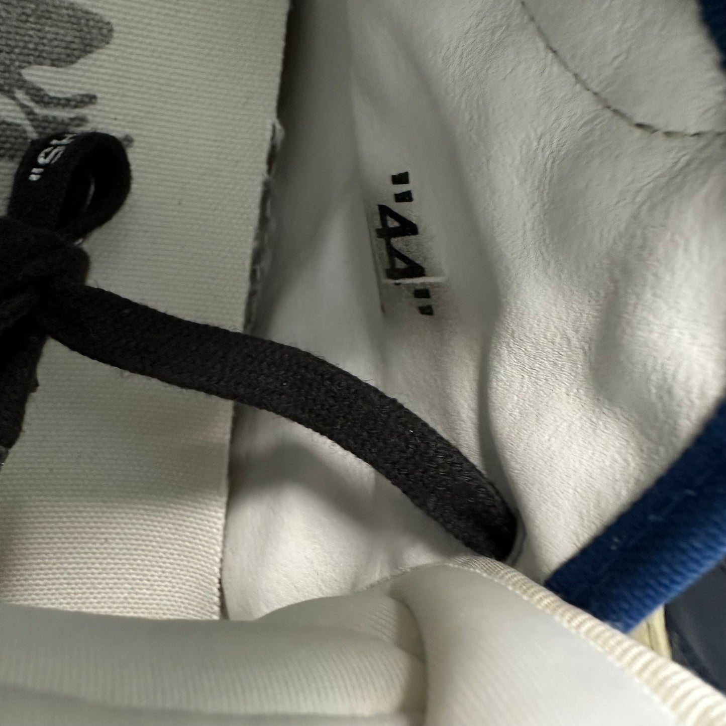 Off-White Court 3.0 Navy White Sneaker Sz 11 (44)