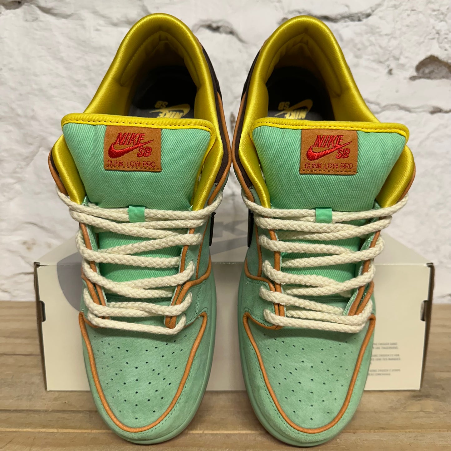 Nike SB Dunk Low Tourmaline Rodeo Sz 13 DS