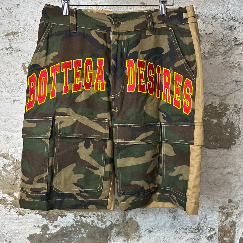 Bottega Desires Camo Cargo Shorts Sz 32